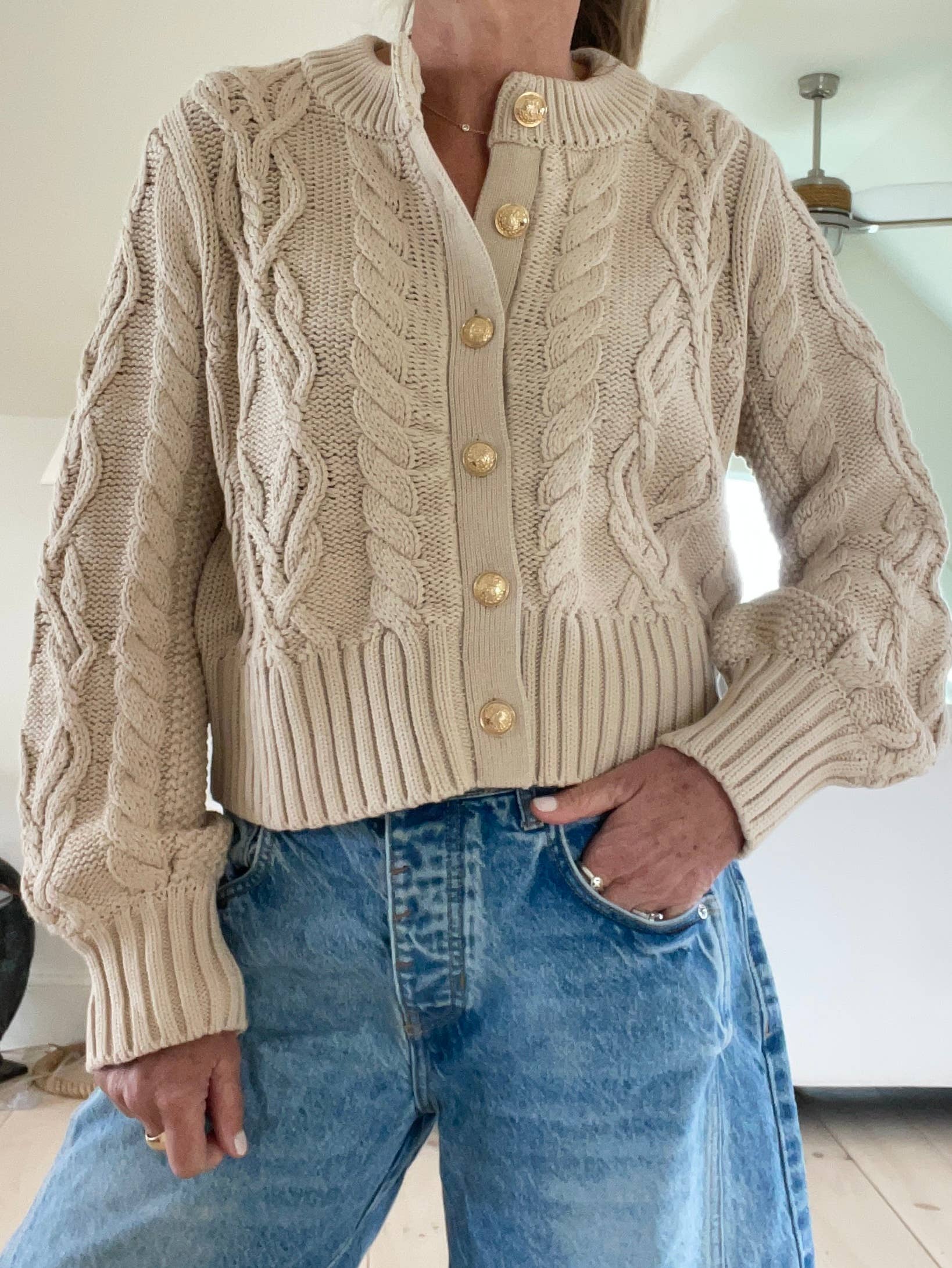 Pink Pineapple - Vente Cardigan – femme - Le cardigan court en maille torsadée Celine QUATRE couleurs3