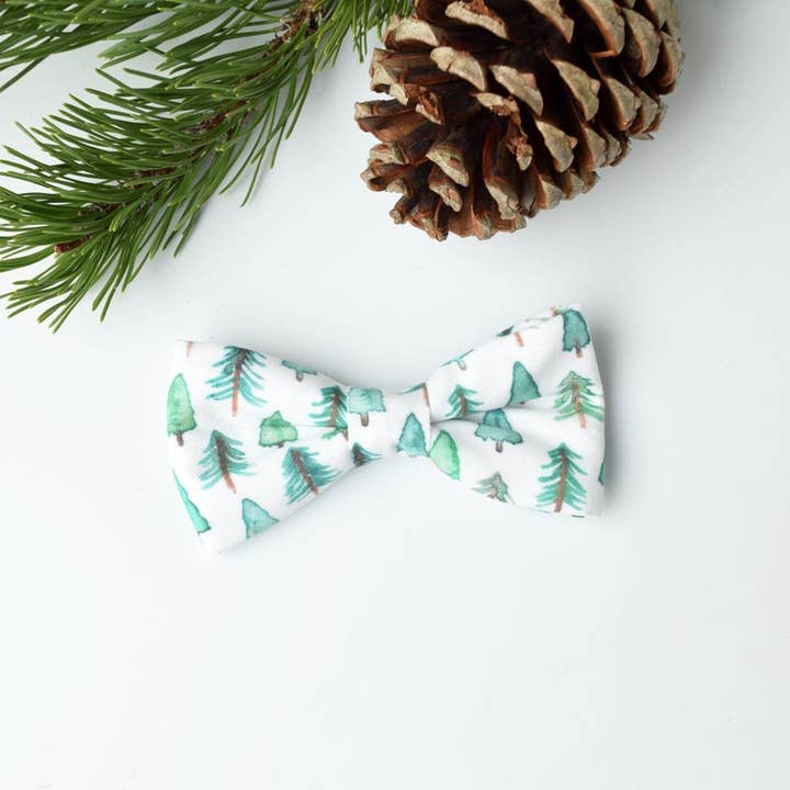 CrazyCoolCat - Wholesale Pet Bow Tie - Cat/Dog - Evergreen Trees Cat Or Dog Bowtie, Winter Holiday Pet Bow1