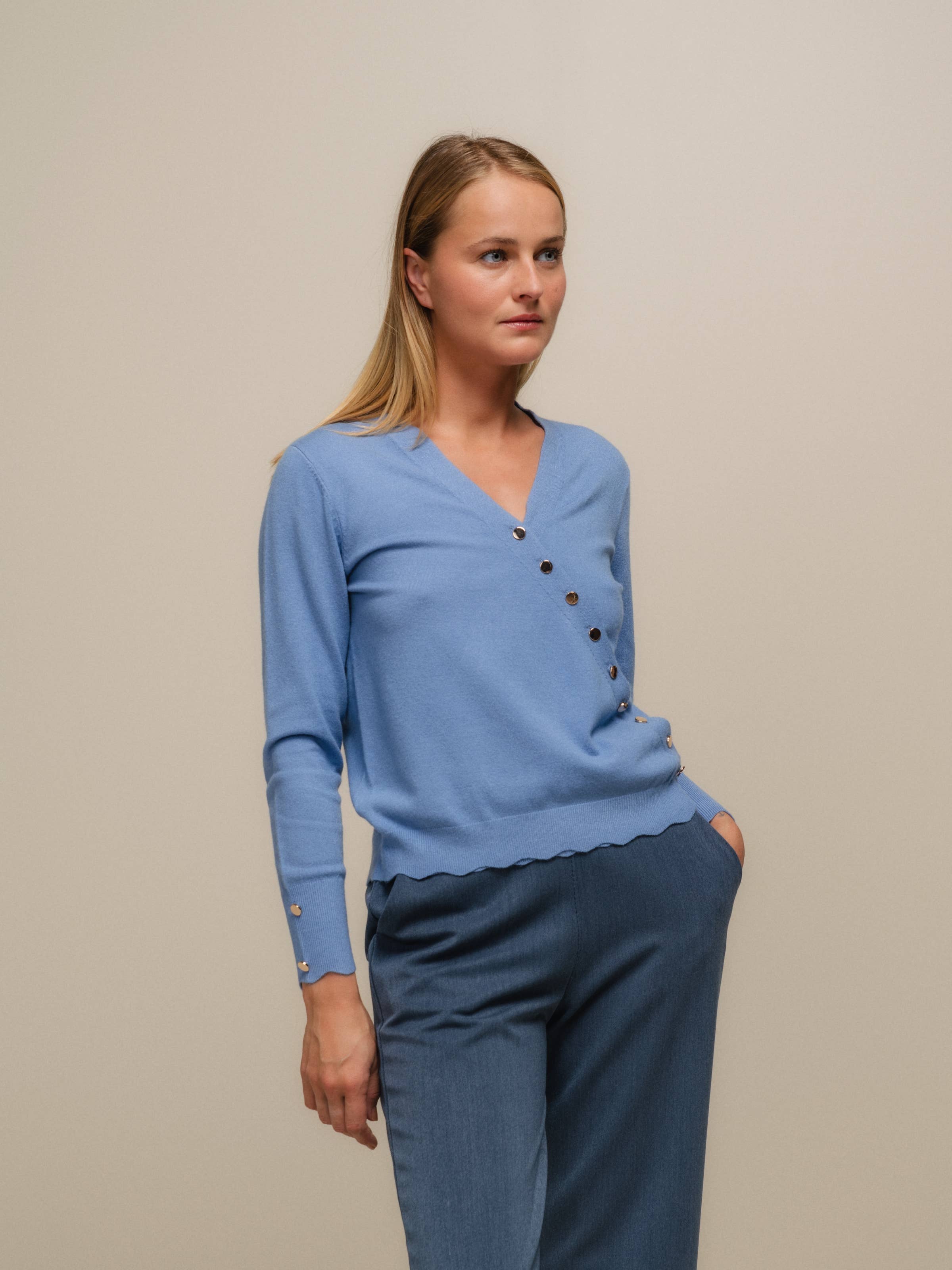 SMF - Wholesale Knit Sweater - Women's - 249186 - CACHE COEUR 50%VI 28%NY 22%PE26