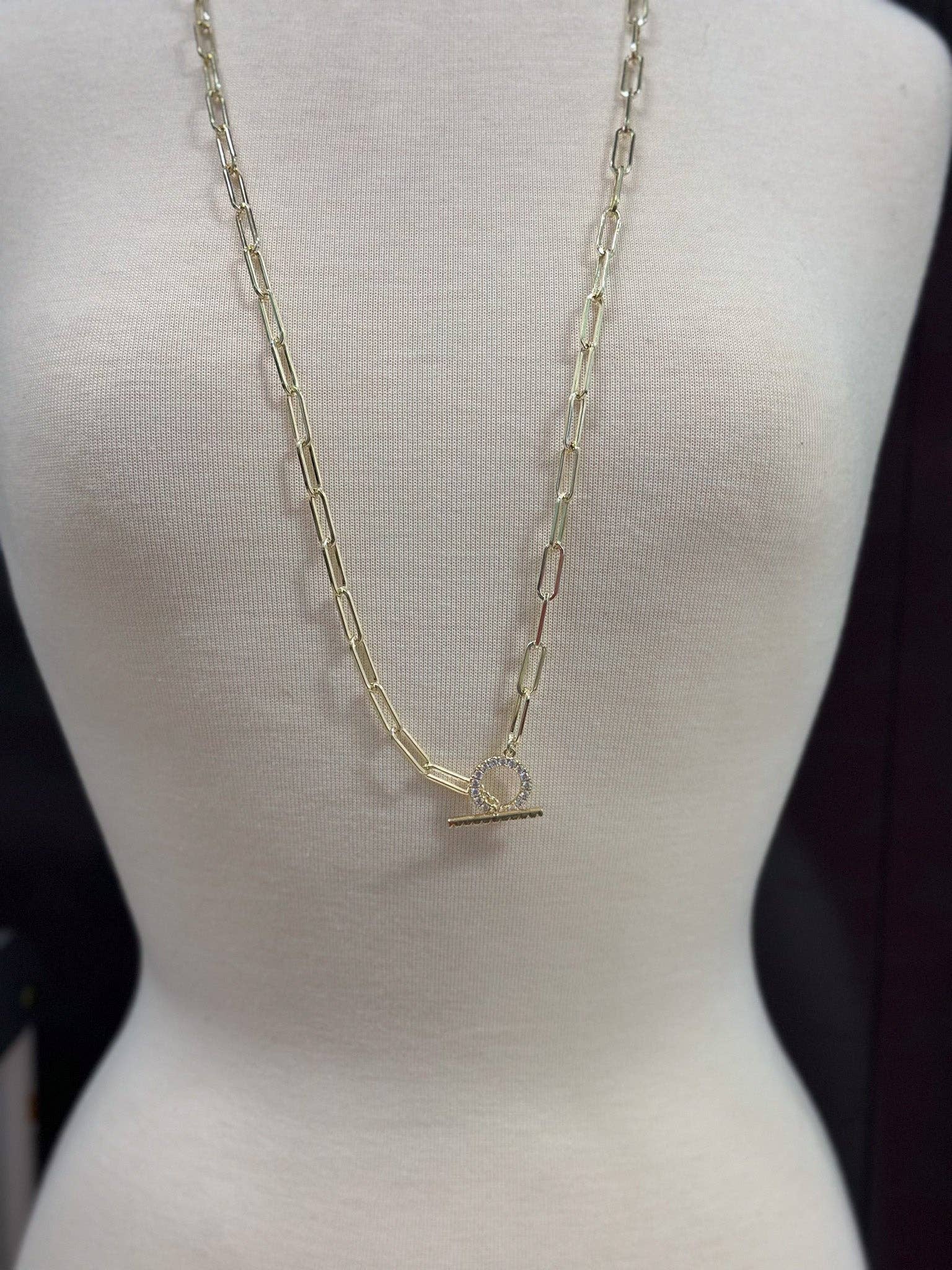 Nette Road Wholesale - Vente Colliers à pendentif - Collier CZ Toggle Paperclip1