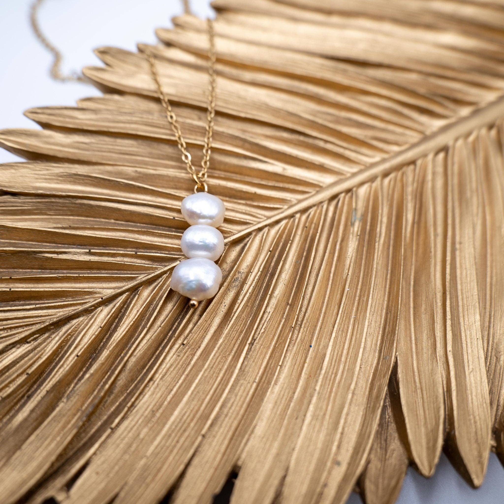 OE! - Wholesale Beaded/Pearl Necklace - TRIO PEARLS - Collana1