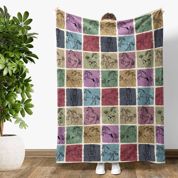 Couverture d'équitation vintage, plaid Equestrian Lover pour la vente par Vivtrek