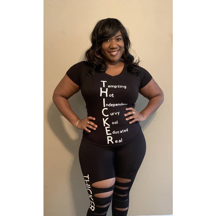 Svart T.H.I.C.K.E.R Akronym Fit 🍑 för wholesale av THICKER THAN AVERAGE LLC