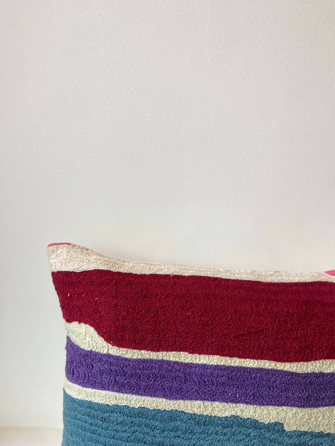 House of Roya Ltd - Vendita all'ingrosso Fodera cuscino decorativo - Copricuscino Rettangolare Onda Cremisi1