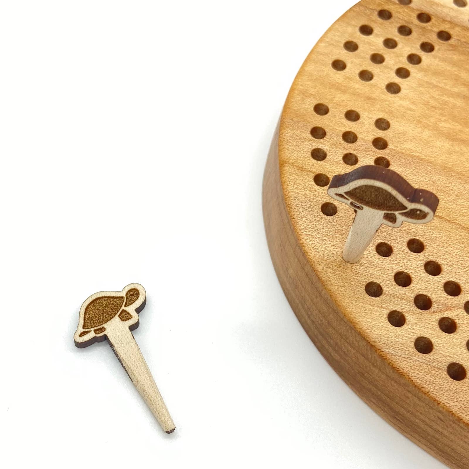 Cast & Carve - Venta al por mayor Juegos de mesa - Pinzas para cribbage, diseño de vida silvestre y cualquier diseño personalizado89