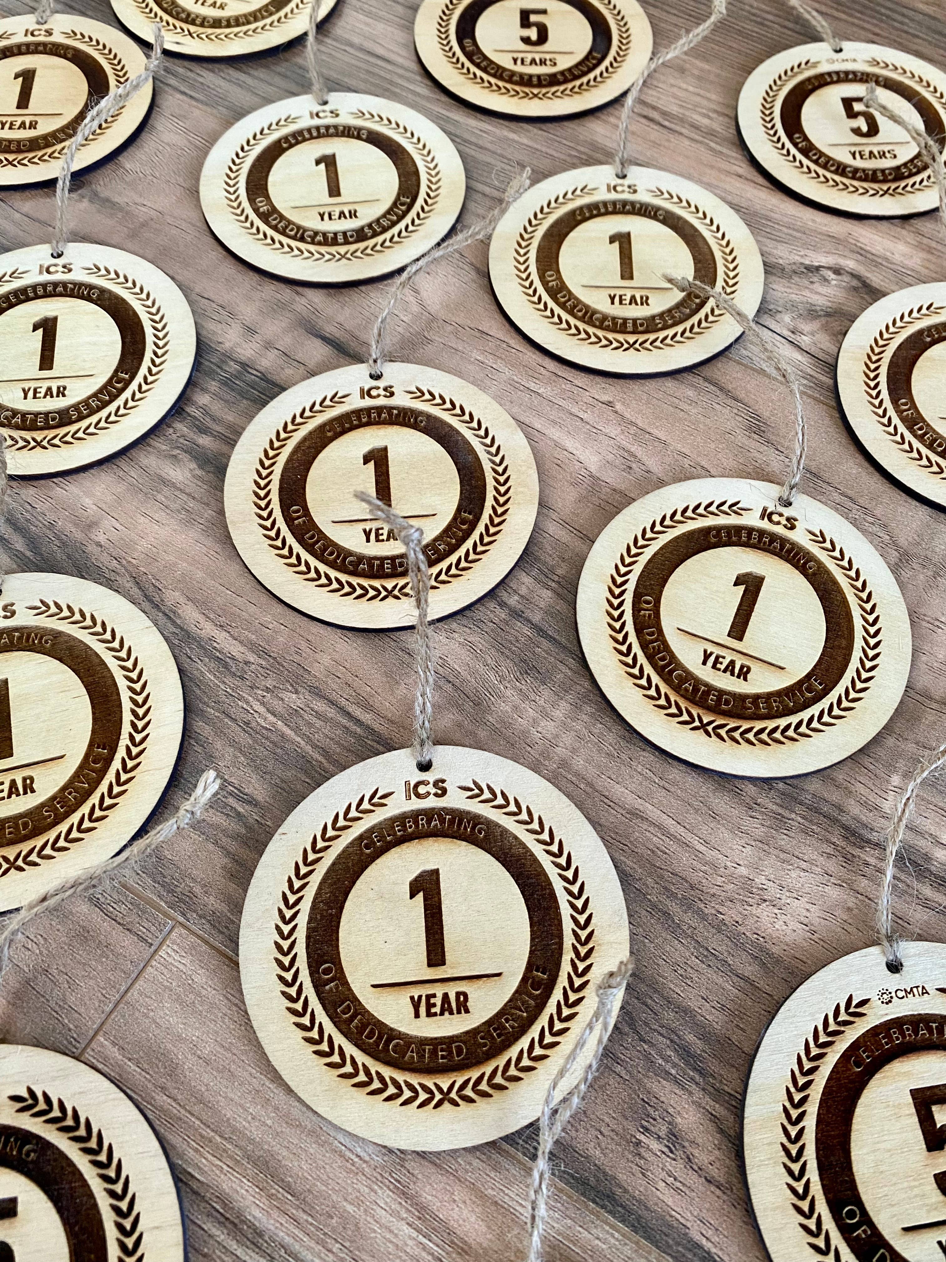 Munsell Made - Wholesale Ornament - Custom Logo Engraved Wood Ornaments4