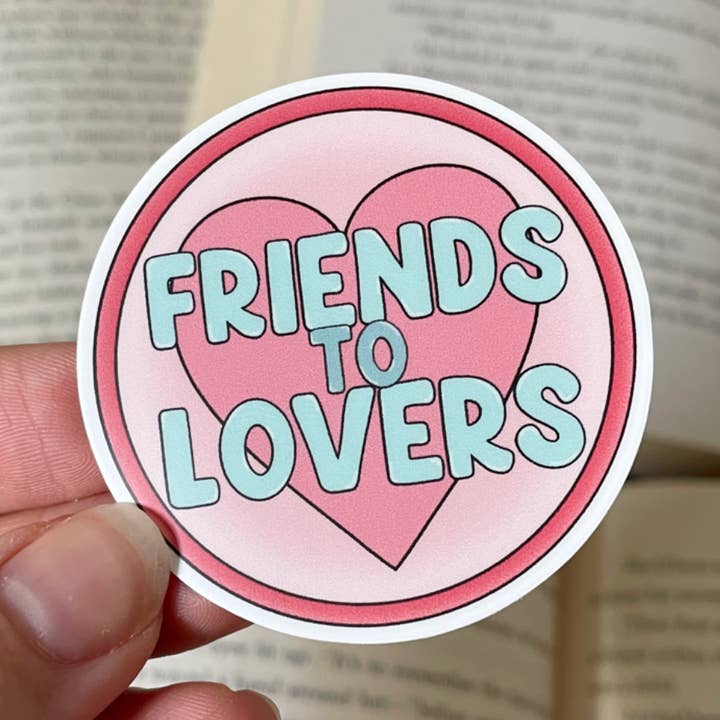 Sticker „Friends to Lovers“ in Buchform für den Großhandel von The Peachy Polka Dot