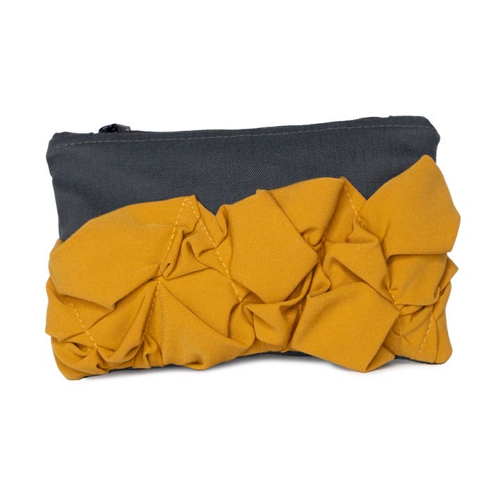 Pequena bolsa de maquilhagem colorida com folhos por atacado de Maiook