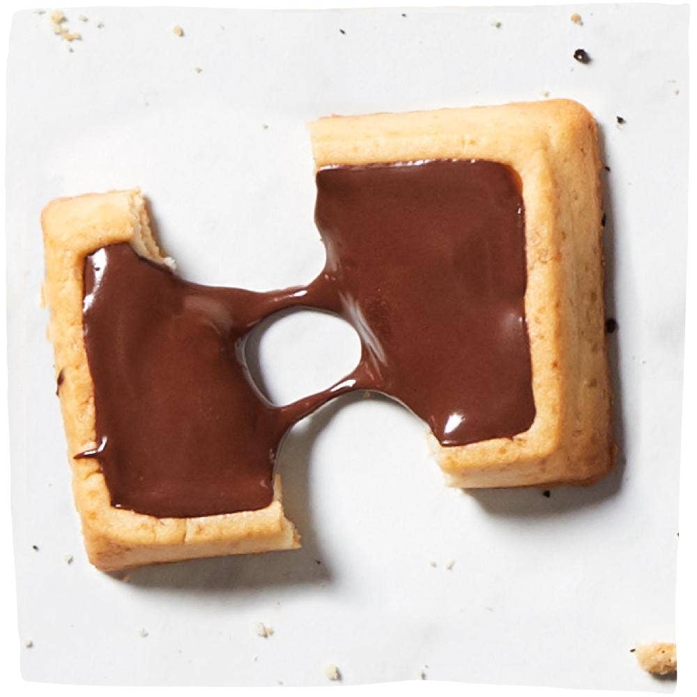 Michel et Augustin - Wholesale Cookie - Cookie Squares Changemaker - Milk Chocolate and Melty Carmael (40 squares)2