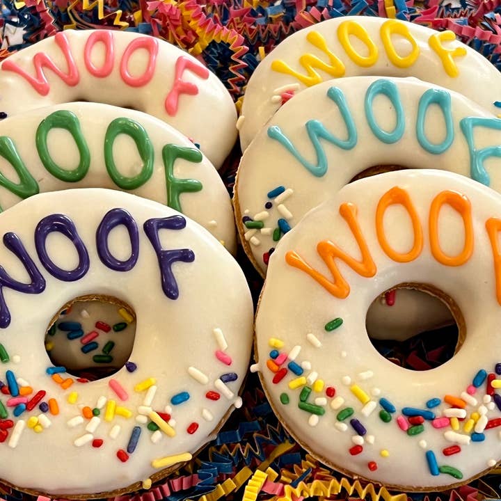 DELCO DOG CO. - Wholesale Pet Treats - Dog - WOOF Doggie Donuts
