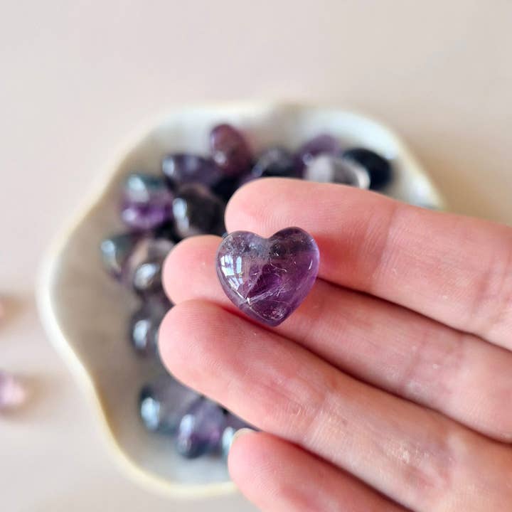 Moonlight Gemstones - Wholesale Spiritual Stone/Crystal - Mini Gemstone Heart Pocket Stone – Fluorite (1.5 cm) for crystal confetti1