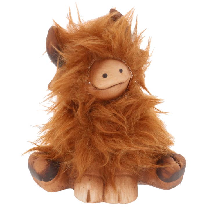 Joe Davies - Wholesale Decorative Figurine - Fluffy Highland Coo Posing Small1