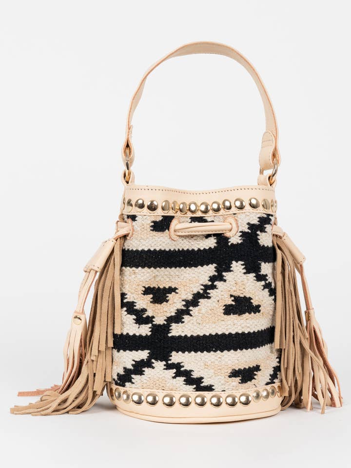 BUCKET VARADERO OCRE para venta al por mayor de Piti Cuiti