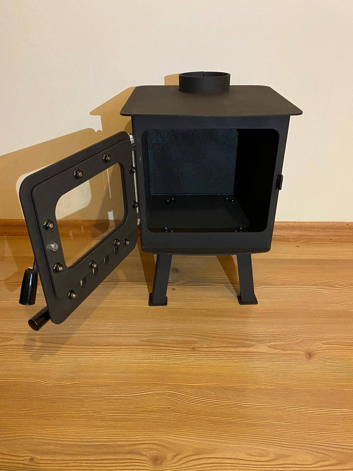 blackseametalworks – wholesale Spis-/brännarskydd – Mini vedspis för camping och husbil, liten spis för tiny house2