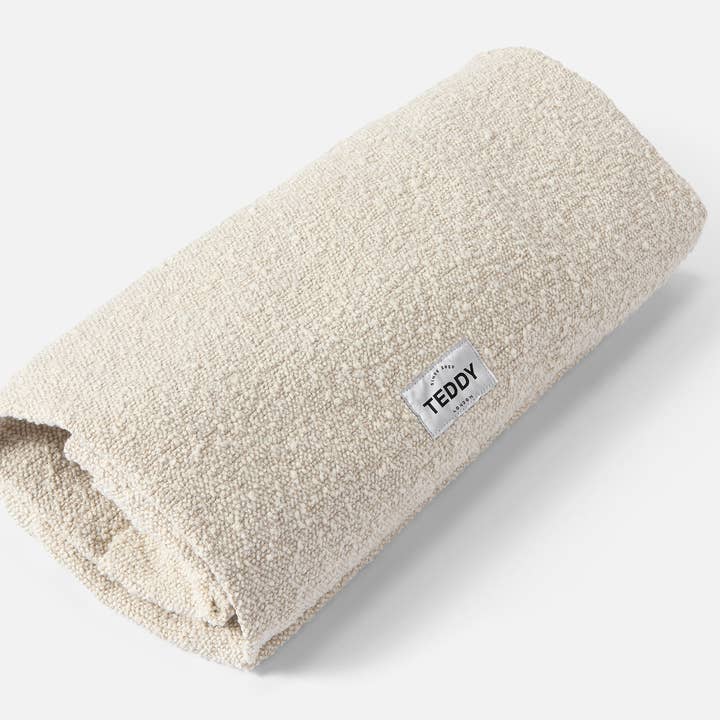 TEDDY LONDON - Wholesale Pet Bed - Cat/Dog - MEDIUM BOUCLE SPARE DOG AND CAT BED COVER1