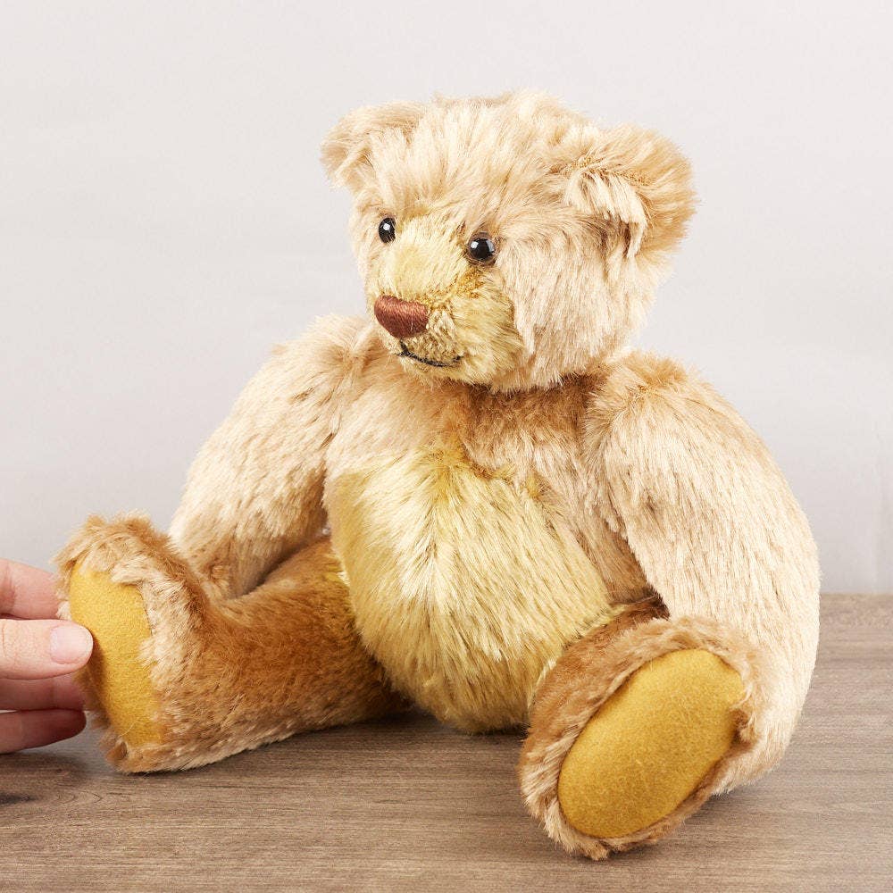 Factory Direct Craft – Engroshandel Plyslegetøj - Børn og baby – 13,5" Cooperstown Beaumont plysbjørn med bevægelige led2