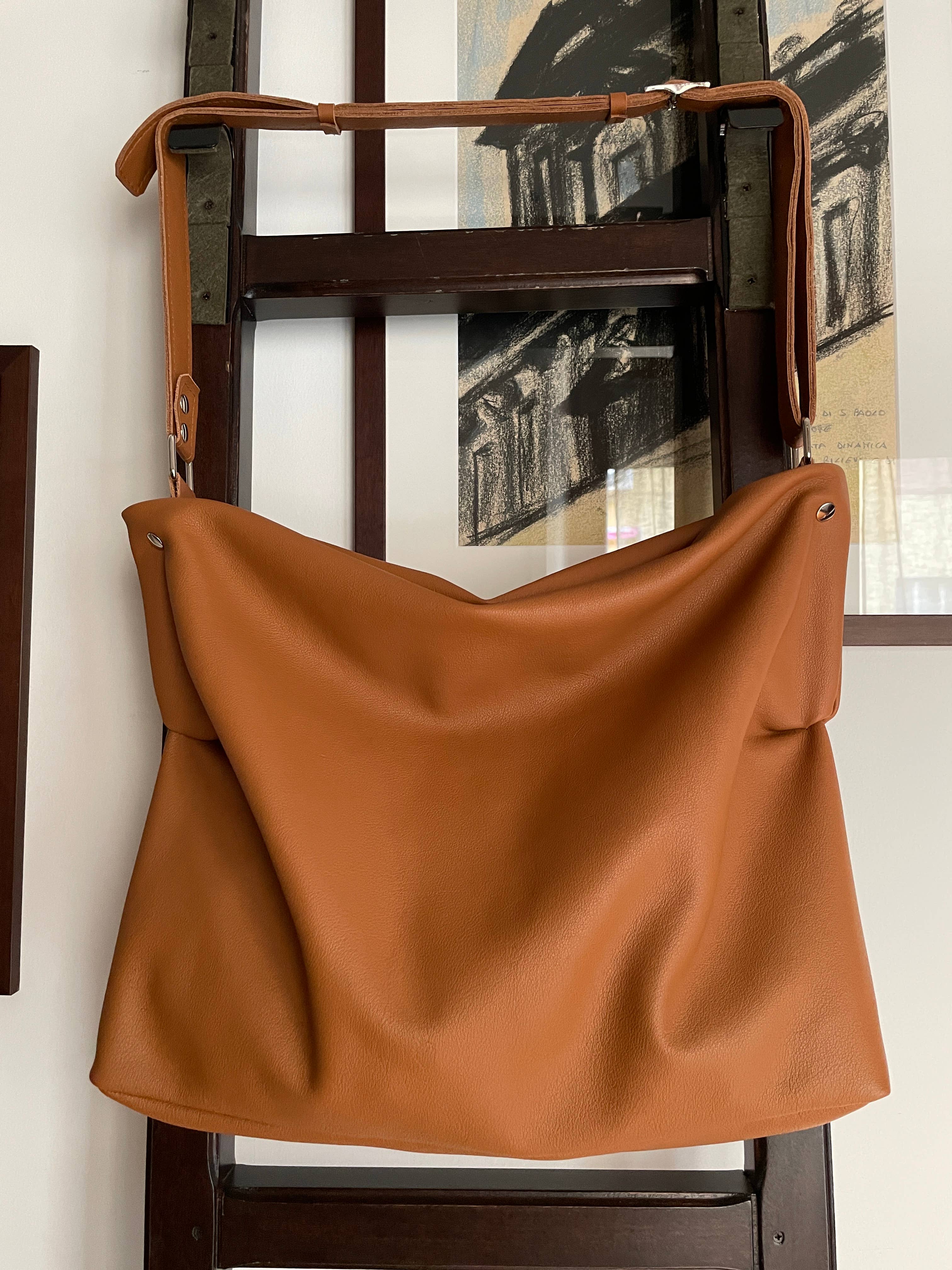 BBagdesign – wholesale Axelremsväska – Dam – Brun läderväska6