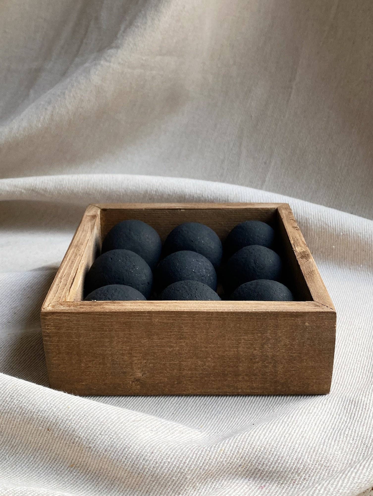 Atelier La Rouleuse - Wholesale Oil Warmer - ARÖMA - concrete essential oil diffuser2