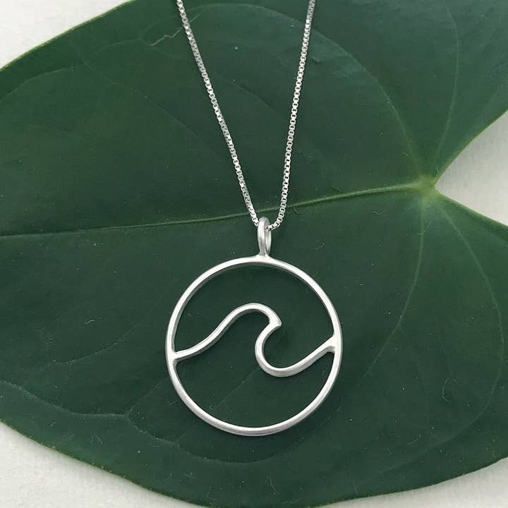 Ocean Waves halskæde - Sterling sølv, Indonesien for engroshandel hos Women's Peace Collection