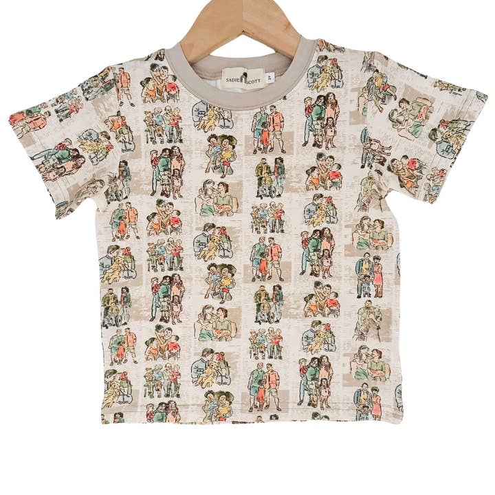 T-shirt | Love Makes a Family | Cotone per la vendita all'ingrosso da parte di Sadie Scott