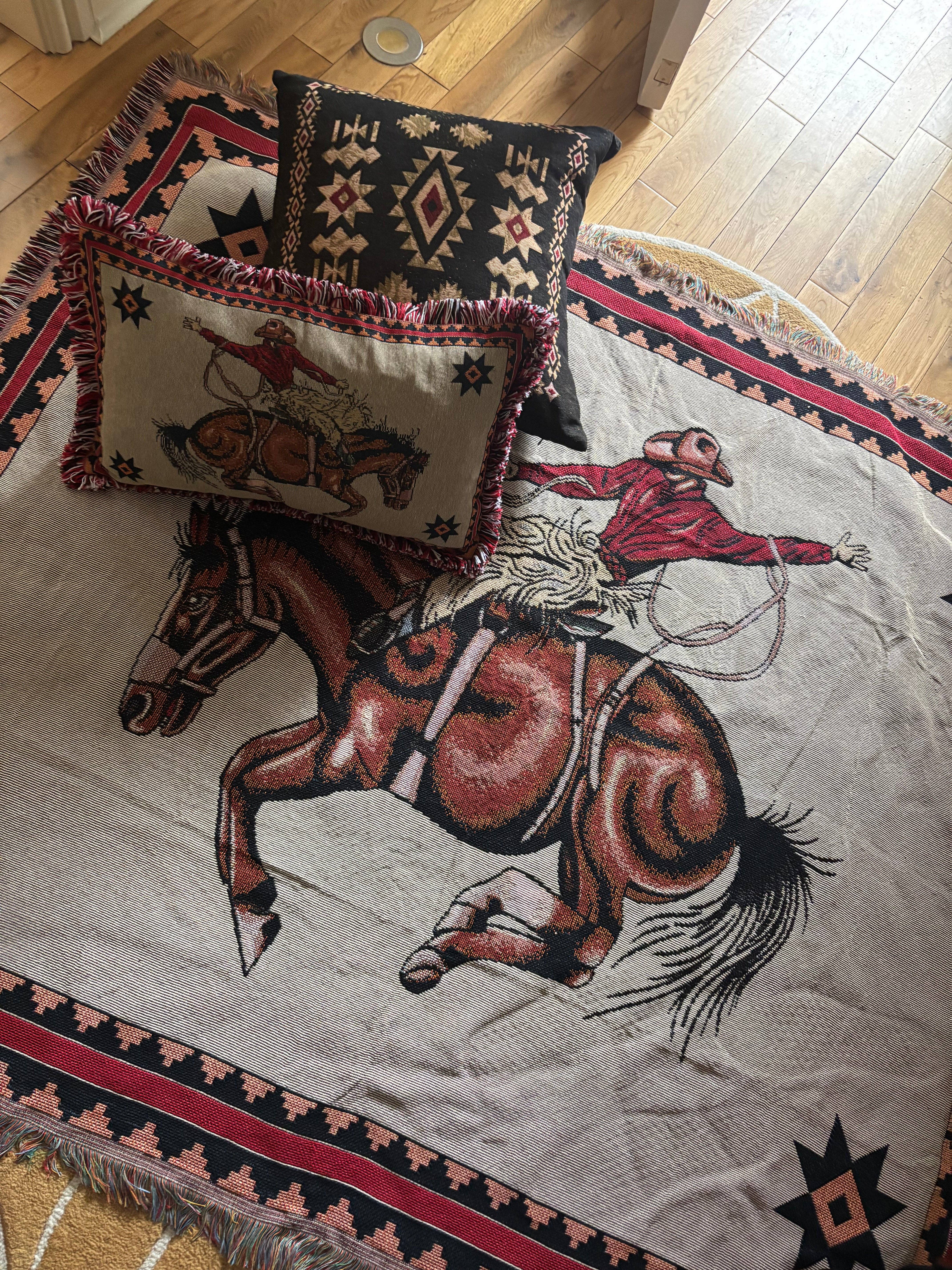 Rock And Rose Motel – wholesale Throw blanket – Cowboy Tassel Blanket1