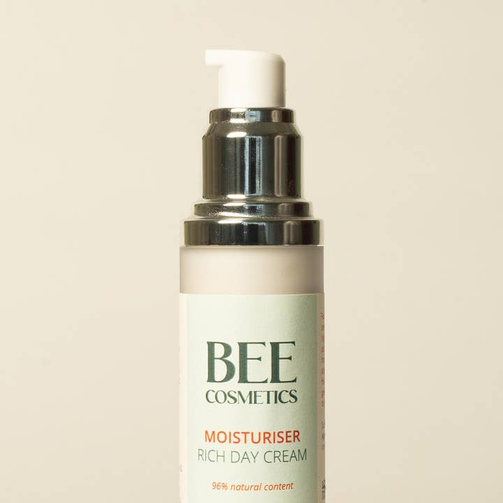 Rich Day Moisturiser for wholesale by Bee Cosmetics