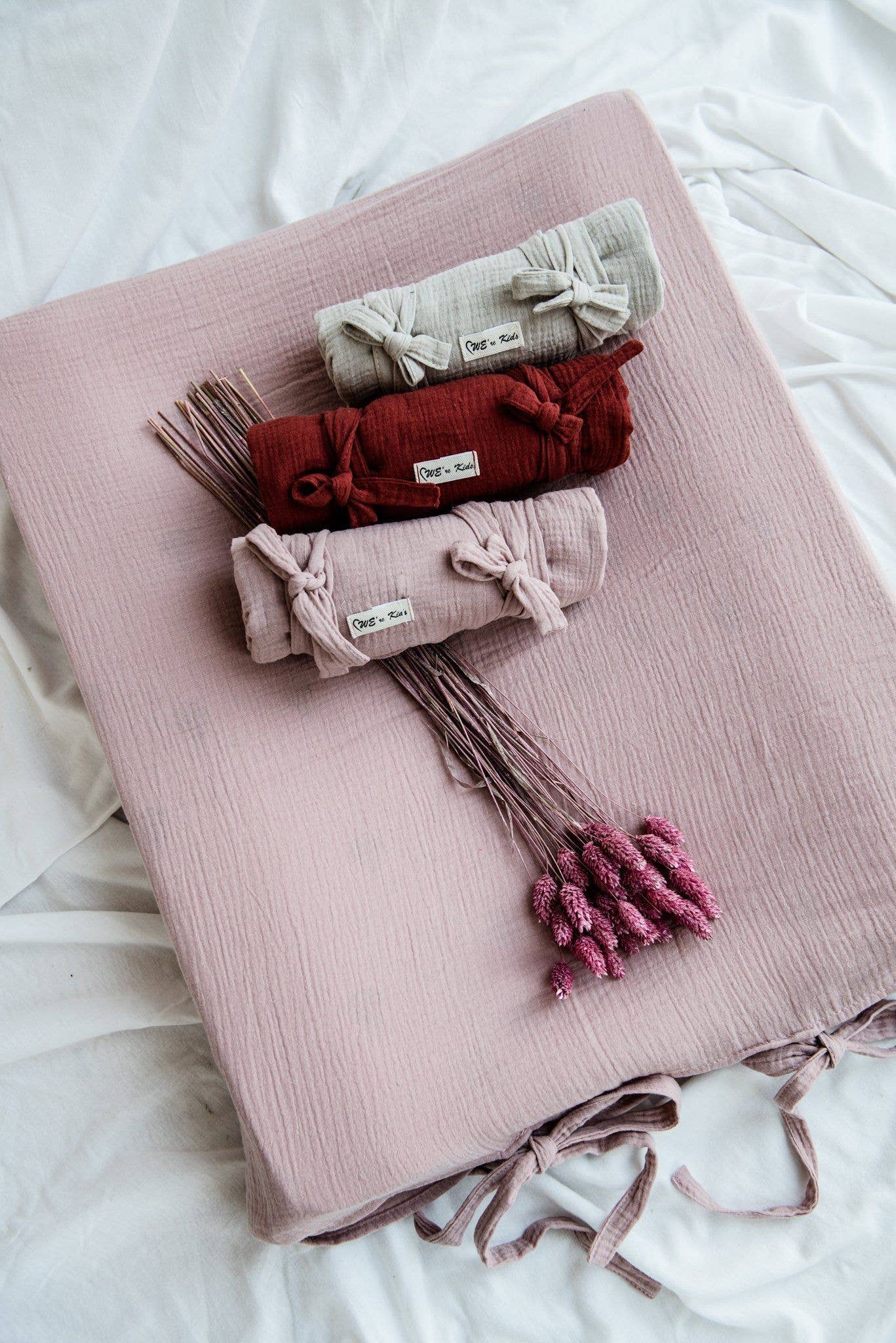 We Call It Love – Cobertor de cama - Crianças e bebés por atacado – Puslepude betræk - Køb lækkert vaskbart betræk til puslepude her14