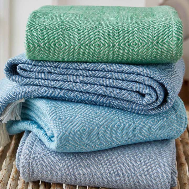Weaver Green – wholesale Throw blanket – Diamond Lavender Blanket