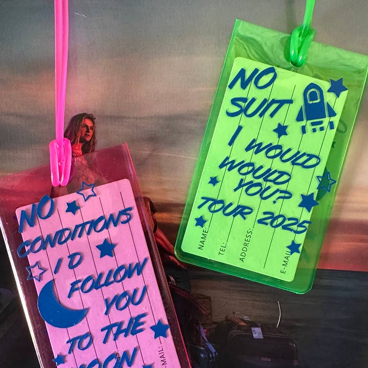 Geen Koffer Bagagelabel KB5 Patronen Tour 2025 voor wholesale door SpicyStylesCo