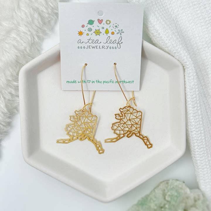 A Tea Leaf Jewelry - Wholesale Dangle Earrings - Alaska State Earrings