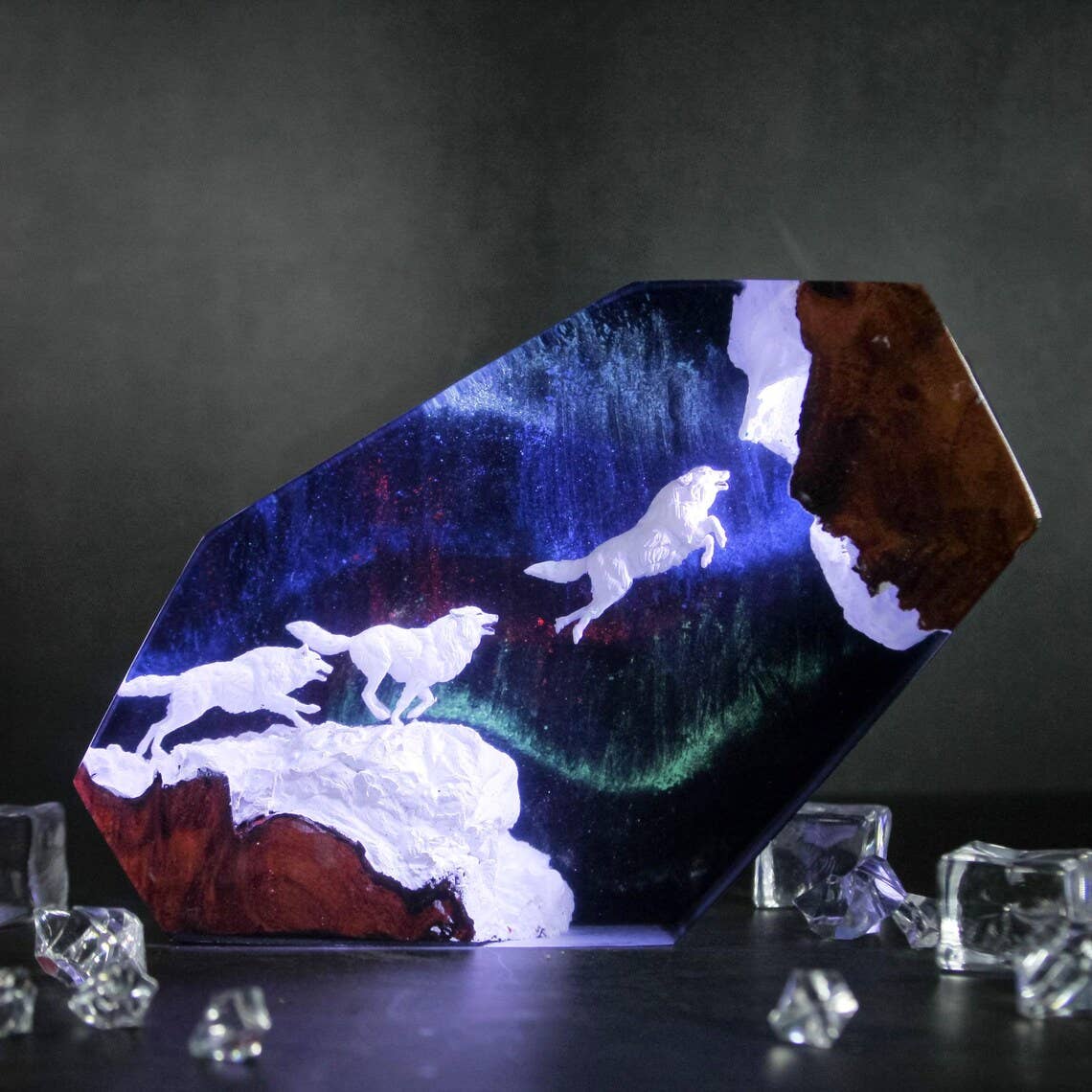 Merchemy - Wholesale Night Light - Wolf Resin Epoxy Night Light Lamp Animal Lovers Gift0