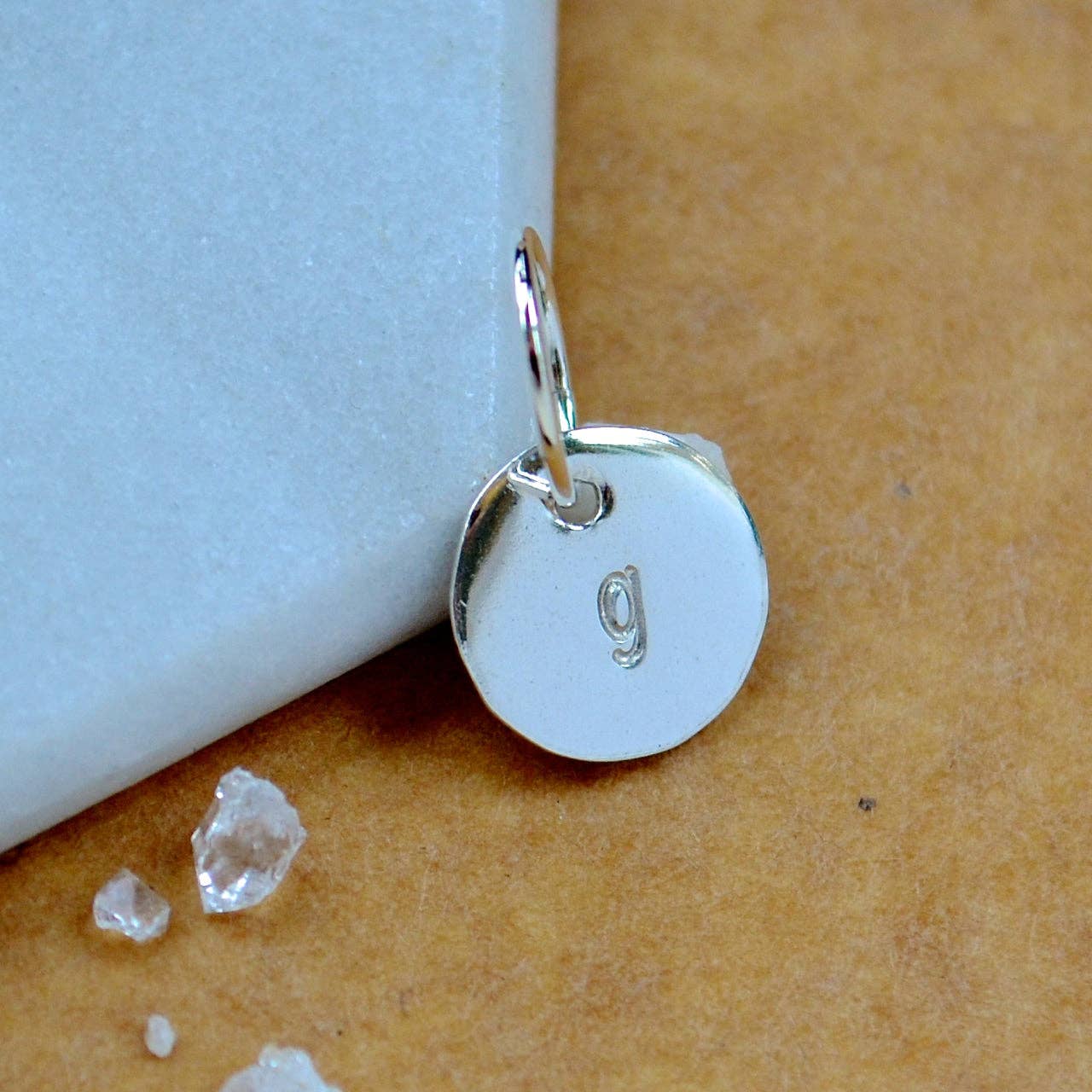 Foamy Wader - Venta al por mayor Abalorios/colgantes individuales - Set de abalorios con letra cursiva en minúscula, con letra cursiva, triple metal28