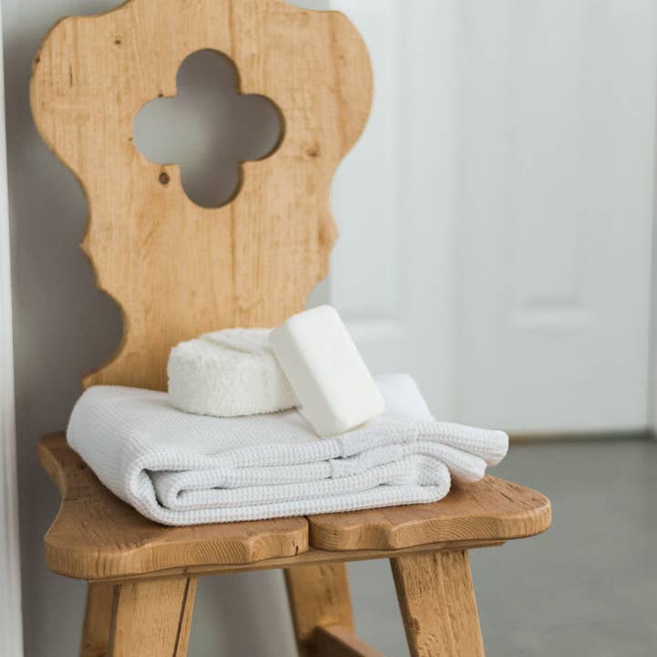 etúHOME - Wholesale Chair - Tyrol Accent Chair, Natural Clover5