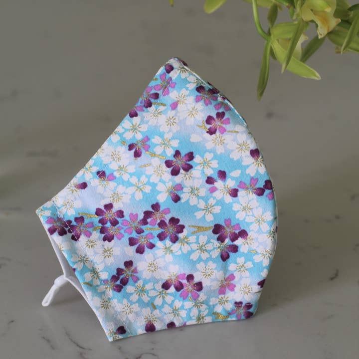 Le masque facial « Love in Bloom » pour la vente par Maple & Paws