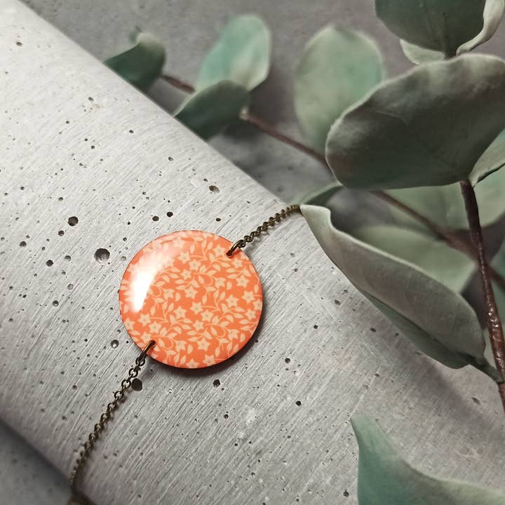 Saumur armband — witte bloemen 0840 voor wholesale door une Hirondelle sous le Tilleul