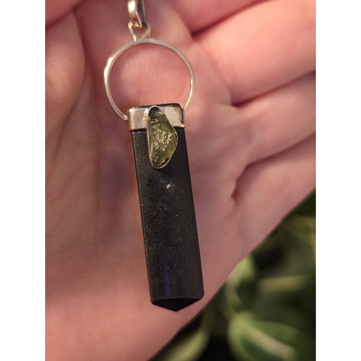 Crystal Cove Minerals – wholesale Jewellery set – Moldavite and Black Tourmaline Sterling Silver Pendants & Ch5