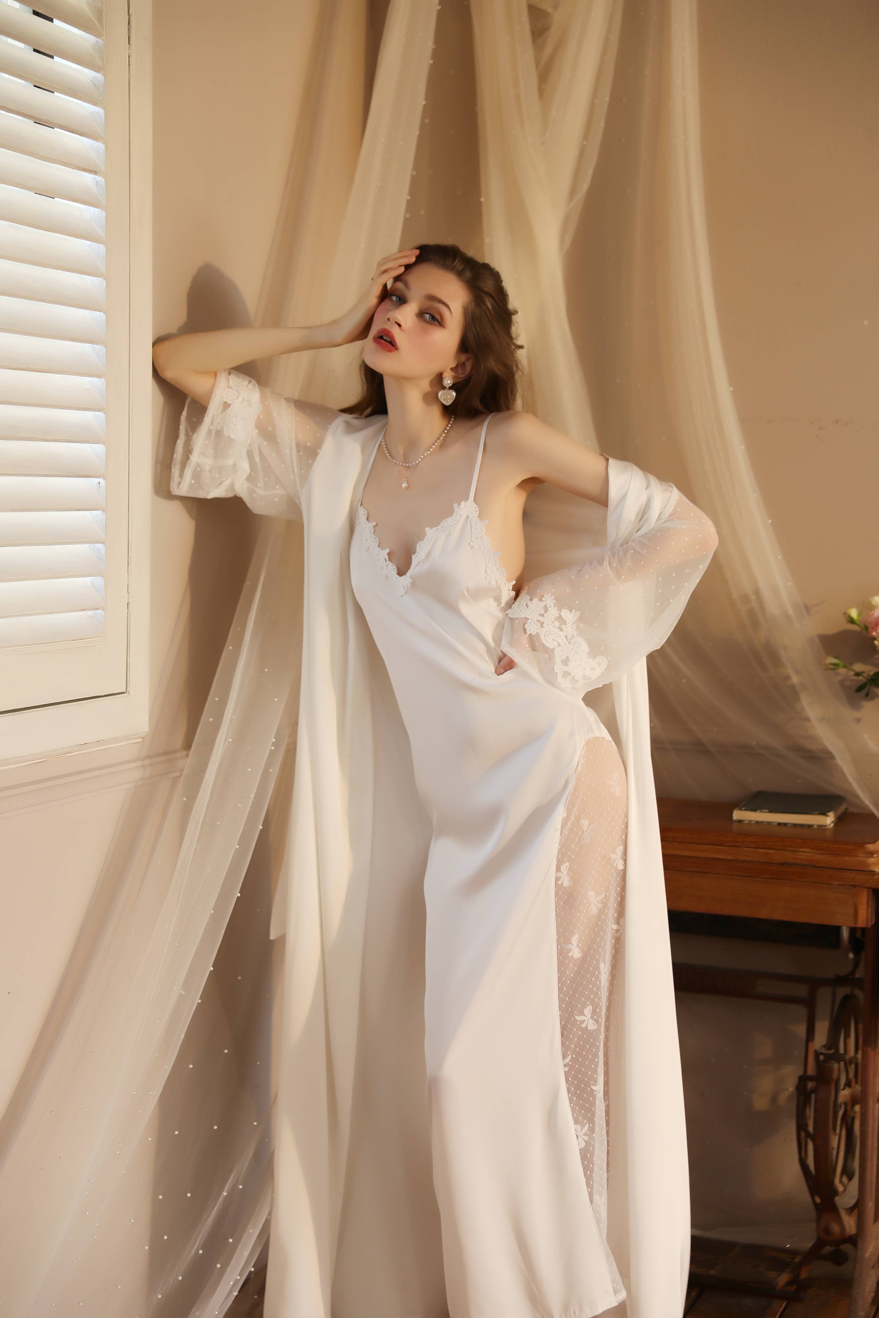 Sweetkama - Wholesale Robe – Women's - Lace Night Gown, Silk Robes,Bridal Party Robes,with babydoll