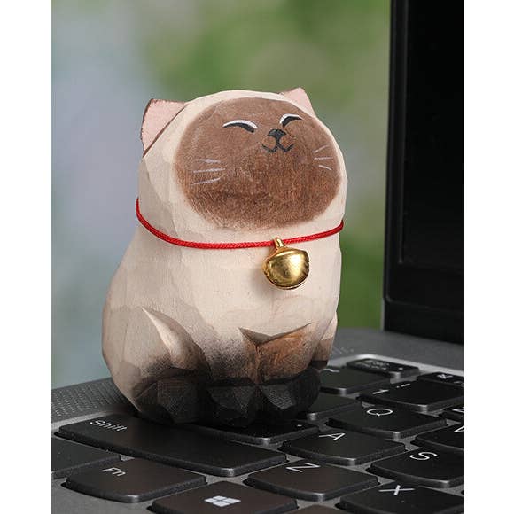 Gohobi (We cover U.S. import duties) - Wholesale Decorative Figurine - Gohobi Handcrafted Large Wooden Siamese Cat Ornament1