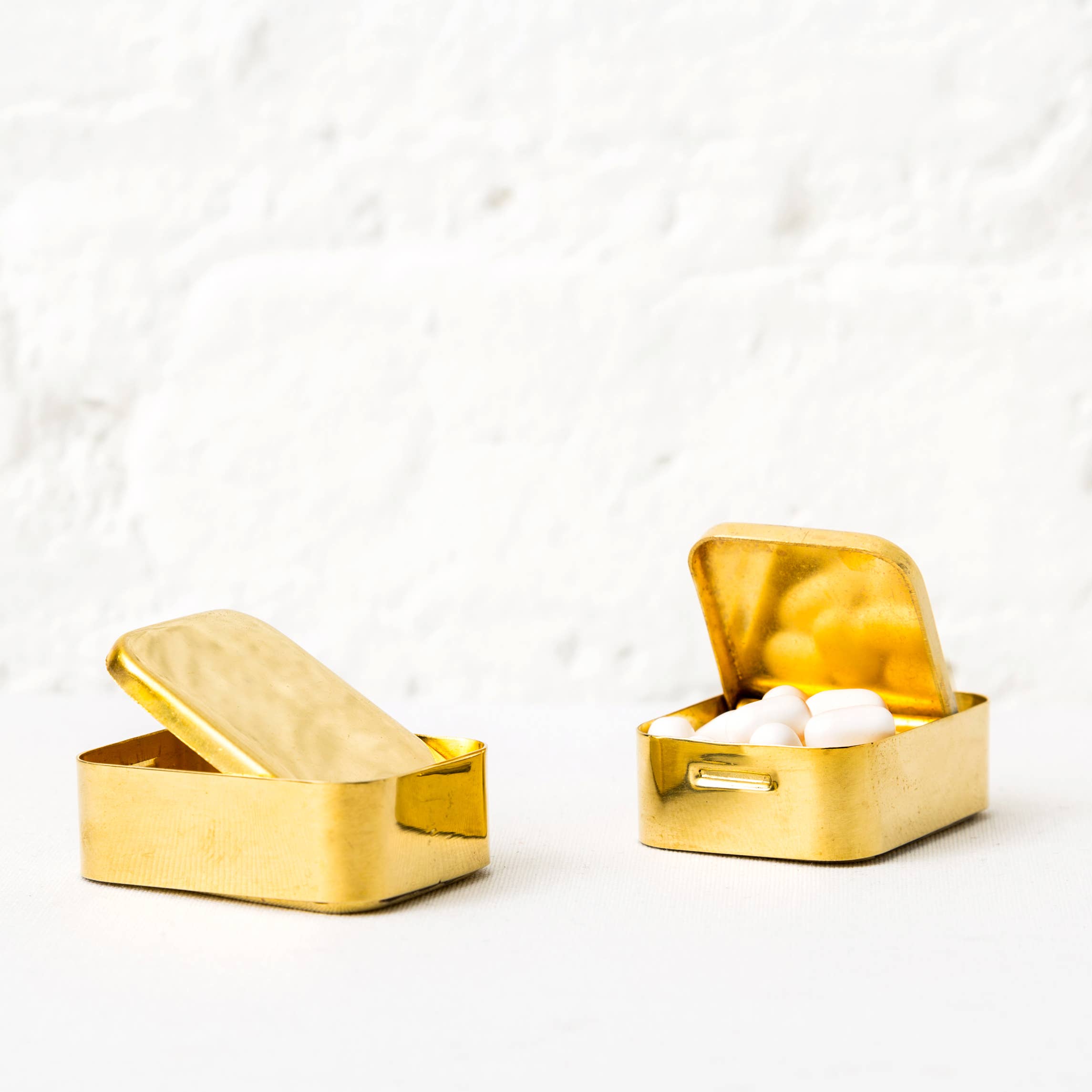 dbaTHIS - Wholesale Decorative Box - BRASS BIN2