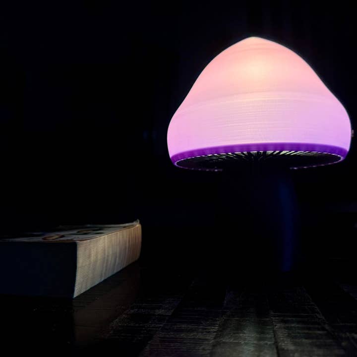 Lucine & Bastien - Wholesale Accent/Desk Lamp - VOLVAIRE - The mushroom that will illuminate your interior