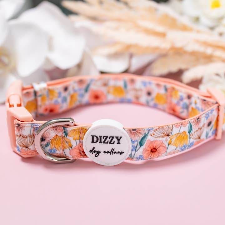 Dizzy Dog Collars – wholesale Halsband - Hund – Peachy Posies hundhalsband | Canvas och neopren hundhalsband