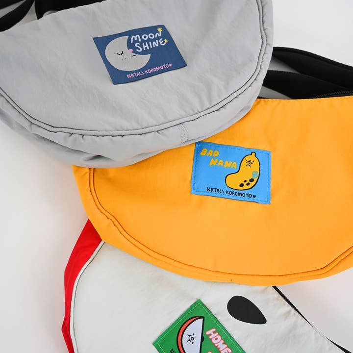 Natali Koromoto – Mala de tiracolo – Unissexo por atacado – Mala "Bad-nana" Crescent9