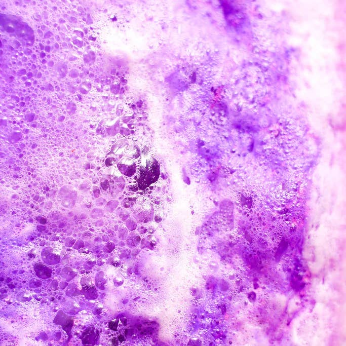 Lend Me Some Sugar Bath Company - Wholesale Bath Bomb/Fizz - Lavender Swirl Bath Bomb