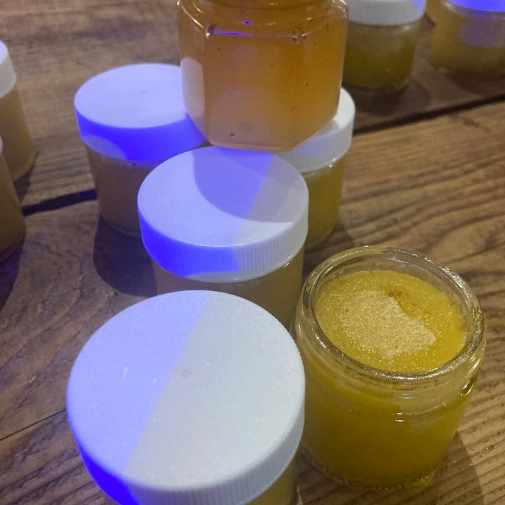 Honeybee Herbs - Wholesale Facial Oil - Honeybee Venom Face Oil3