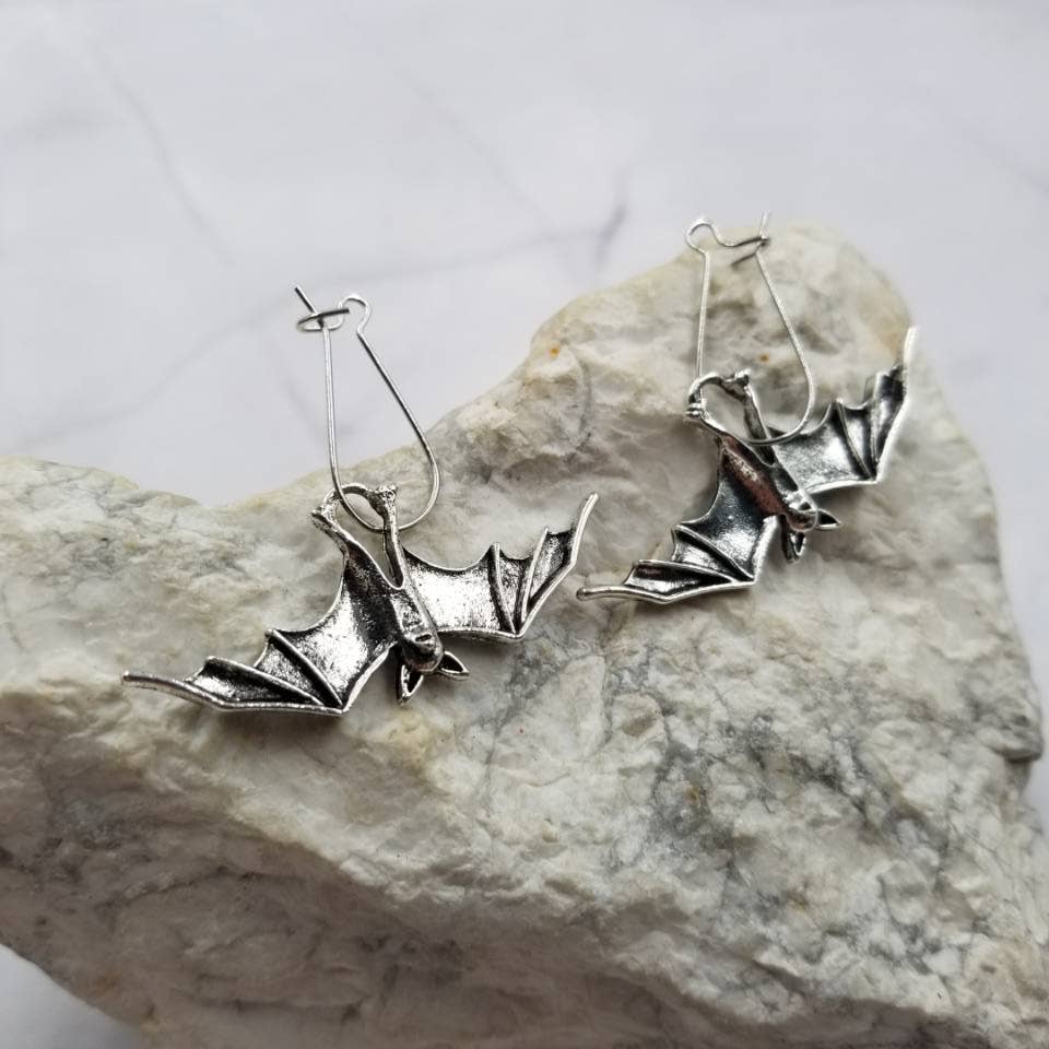 The Pretty Jewellery - Wholesale Dangle Earrings - Halloween Hanging Bat Hoops Earrings0