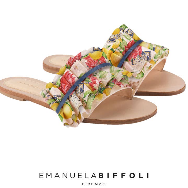 SANDALI CUOIO CON ROUCHE STAMPA LIMONI per la vendita all'ingrosso da parte di EMANUELA BIFFOLI FIRENZE