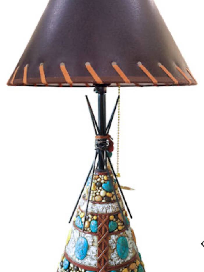 Teepee lampe for engroshandel hos Broads Market