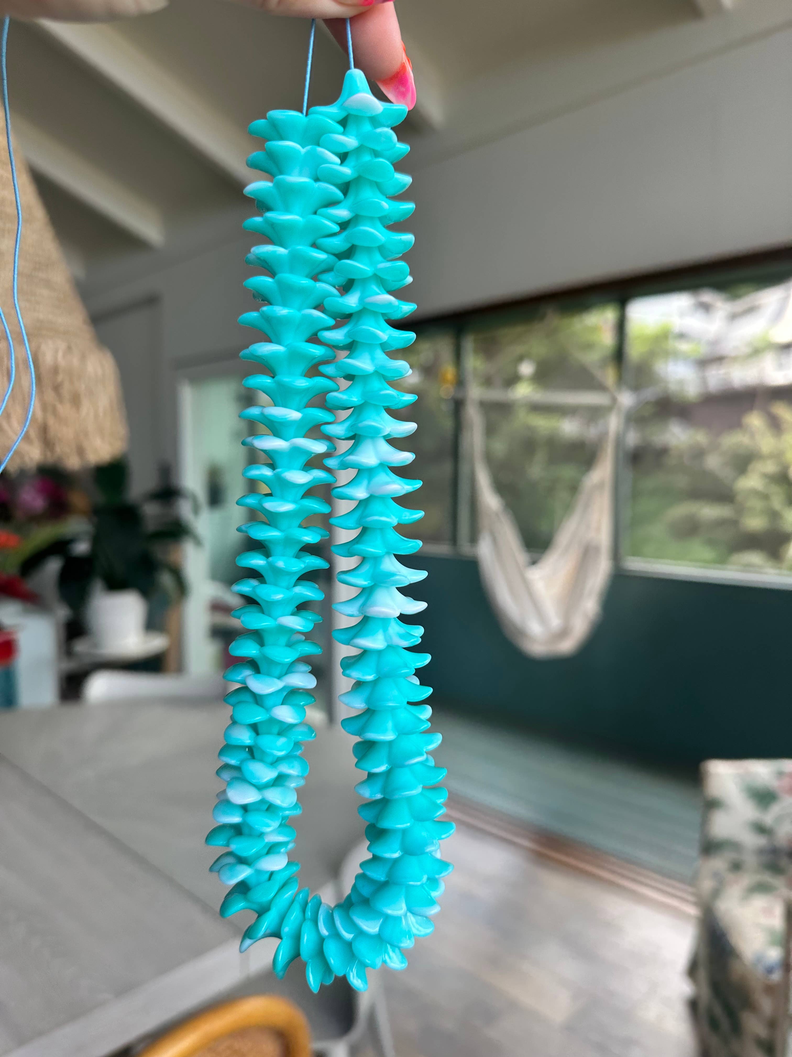 Kailua Beads – wholesale DIY Jewellery – Child – Make Your Own Plumeria Lei2