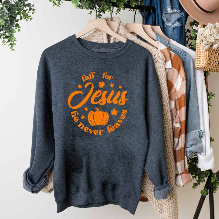 Jésus, il ne part jamais | Sweat-shirt pour la vente par Olive And Ivory Wholesale