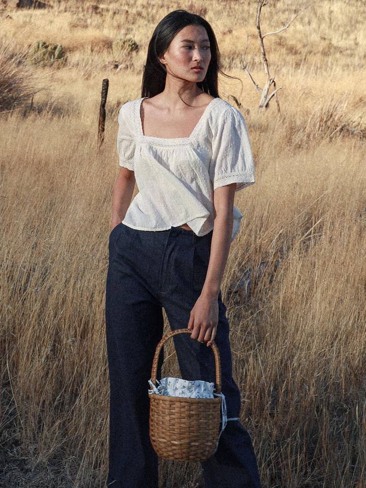 Atèlette - Wholesale Blouse - Women's - Cream Cotton Lace Puff Sleeve Top - Bea Top1